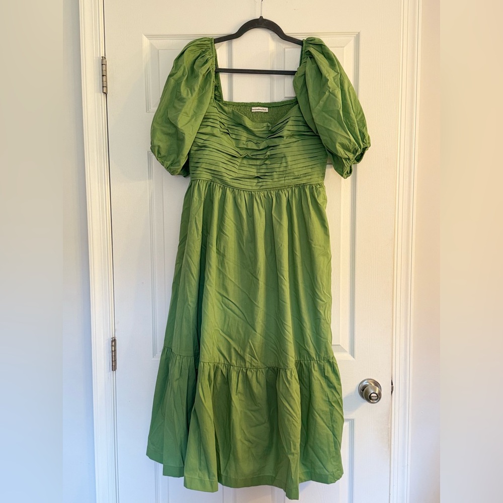 Green Puff Sleeve Dress